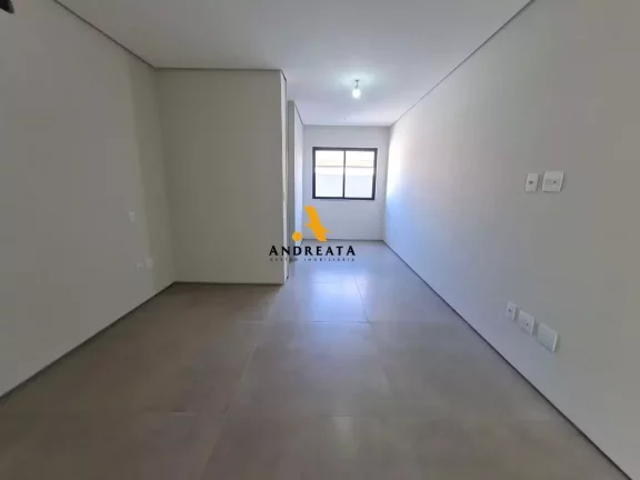 Imagem Cond. Rio Mar - Rua Ivaldo de Azambuja - Excelente casa (1º locação)
