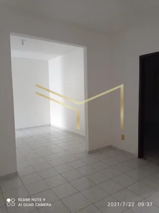 Imagem Excelente casa solta dos dois lados, bem ventilada