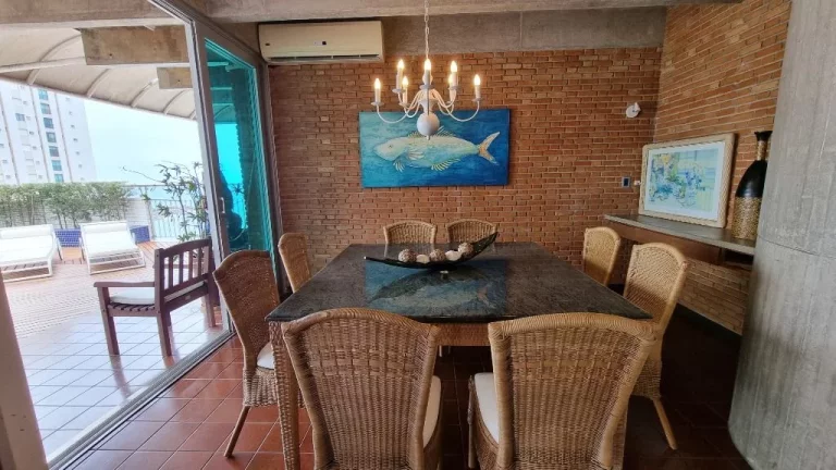 Imagem Cobertura com 3 dormitórios à venda, 300 m² - Pitangueiras - Guarujá/SP