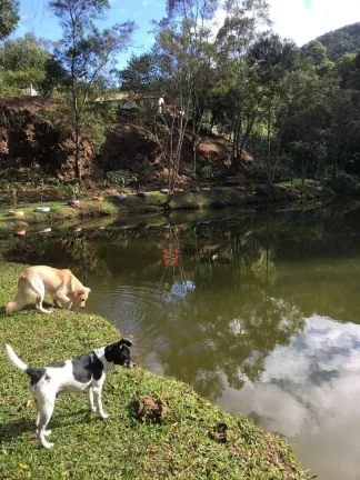 Imagem Chácara com 3 dormitórios à venda, 2000 m² por R$ 650.000 - Zona Rural - Nazaré Paulista/SP