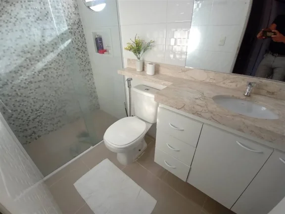 Imagem Sobrado Triplex na Vila Tupi em Praia Grande SP