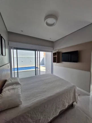Imagem CASA COM 3 DORMITÓRIOS (1 SUÍTE) LOCALIZADA NO PORTAL DO LAGO -PILAR DO SUL
