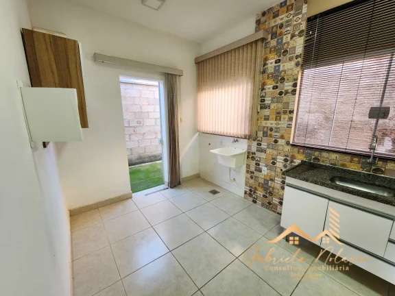 Imagem Ótima casa com 2 dormitórios no Jardim Silvânia