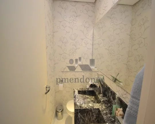Imagem Venha se encantar com este maravilhoso apartamento em andar alto, decorado com muito bom gosto e sof...