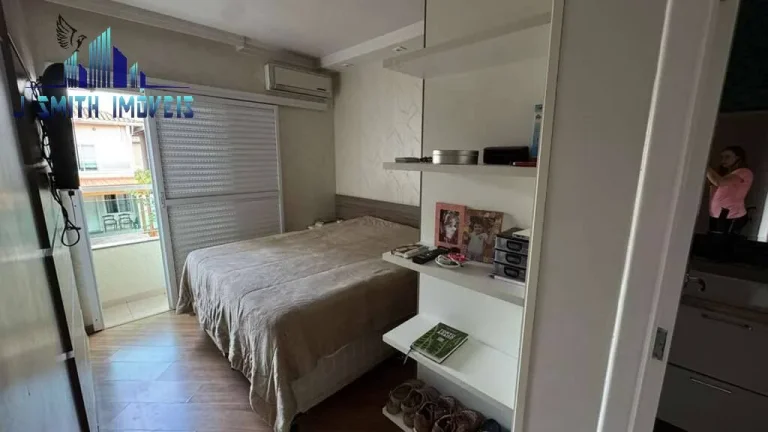 Imagem Casa Village Wimblendon - 3 dorms / 1 ste, quintal privativo! LAZER NO COND