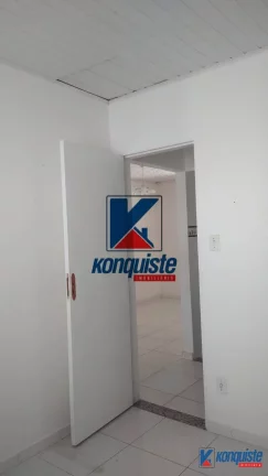 Imagem VENDO CASA 2/4 EM CONDOMÍNIO