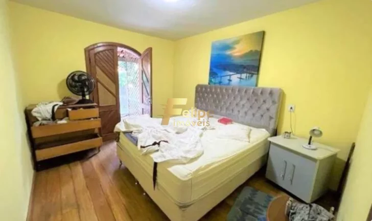 Imagem NÃO PERCA TEMPO E VENHA CONHECER ESTA LINDA E ENORME CASA DE 02 PAVIMENTOS NA ENSEADA DO SUÁ EM VITÓRIA/ES!