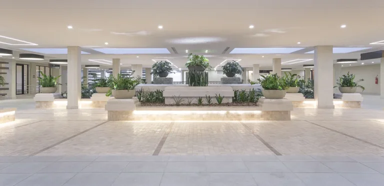 Imagem Apartamento Garden à venda em São Paulo, Vila Olímpia, com 4 quartos, 893m2