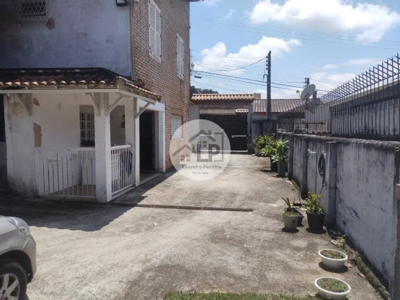 Imagem 2 Casas + Edícula no Quitandinha/Petrópolis - Vagas para 9 Carros - Acesso Rio