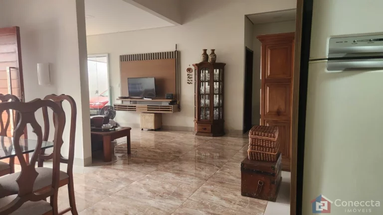 Imagem Casa à Venda no Bairro Bela Vista em Patos de Minas – 3 Quartos com Suíte e Área Gourmet