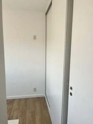 Imagem Apartamento 77M², 3Q, 1 Suíte, 2 Banheiros, 2 Vagas, Academia, Churrasqueira, Piscina, Playground, Salão de Festas e Jogos, Fechadura Eletrônica, Deck