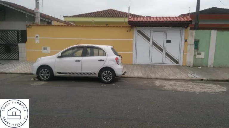Imóvel na Praia grande, Vila Mar, lado praia a 1 quadra do mar.