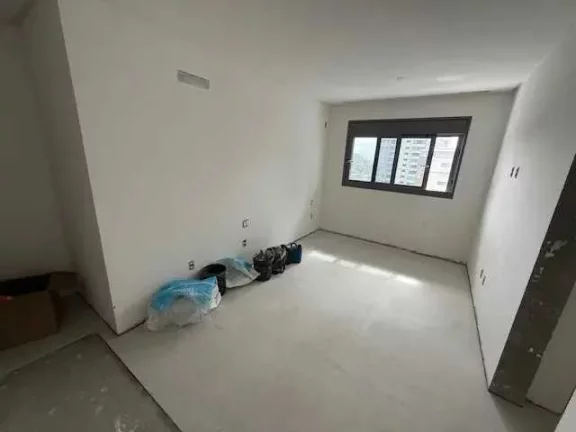 Imagem Apartamento na planta com 4 suítes e 3 vagas de garagem no Centro de Balneário Camboriú