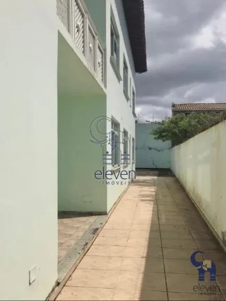 Imagem Casa para Venda em Salvador, Piatã, 8 dormitórios, 4 banheiros, 4 vagas