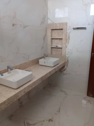 Imagem Casa nova com 3 suítes no Condomínio Acapulco
