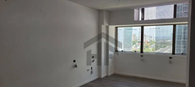 Imagem Sala Comercial de 30m² para alugar, localizada na Ilha do Leite, Recife - Pernambuco.