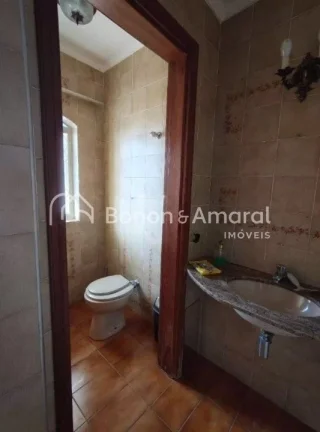 Imagem ESTA LINDA CASA ESTÁ A VENDA E PODE SER SUA. IMAGINE USUFRUIR COM SUA FAMÍLIA DESTA RESIDÊNCIA ES...