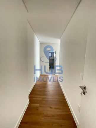 Imagem Apartamento com 4 dormitórios à venda sendo 2 suítes, 149.4 m² por - R$ 3.300.000,00 - Centro - Bal. Camboriú/SC