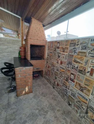 Imagem Lindo Sobrado em condomínio de 02 Dormitórios com cozinha planejada - Mobiliada!