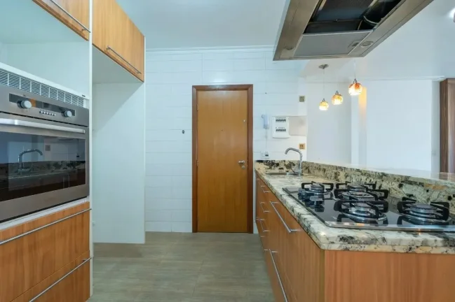 Imagem Apartamento 92M², 2Q, 1 Suíte, 2 Banheiros, Cooktop, Forno Embutido.