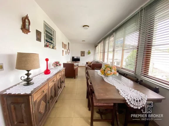 Imagem Casa à venda, 200 m² por R$ 970.000,00 - Alto - Teresópolis/RJ