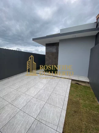 Imagem CASA NOVA E MODERNA À VENDA COM 2 DORMITÓRIOS E 1 SUÍTE