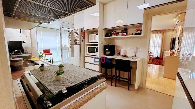 Imagem Apartamento com 4 dormitórios à venda, 189 m² por R$ 2.300.000 - Ponta da Praia - Santos/SP