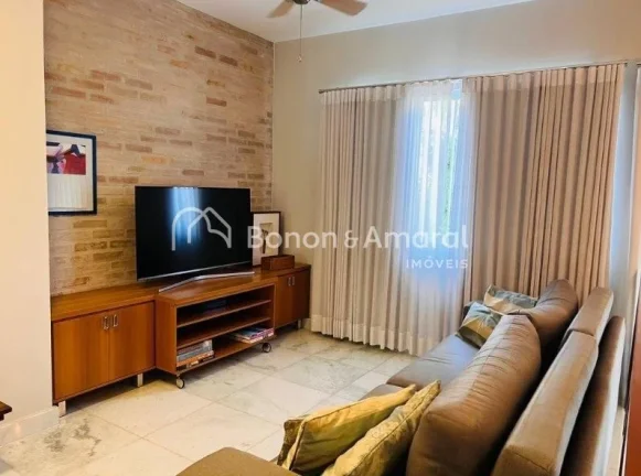 Imagem Excelente casa à venda em condomínio fechado em Valinhos/SP, com segurança 24 horas e área verde...