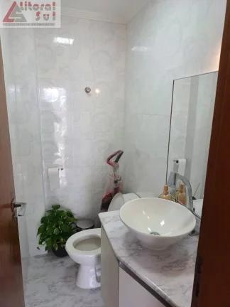 Imagem Imperdível apartamento de 2 quartos e 2 suítes no bairro Tupi em Praia Grande-SP, com 90,30m² e vaga de garagem!