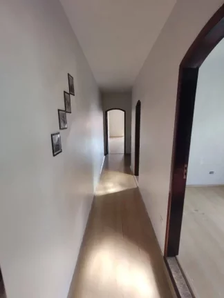 Imagem Sobrado com 3 dormitórios à venda, 184 m² por R$ 595.000,00 - Jardim Las Vegas - Santo André/SP