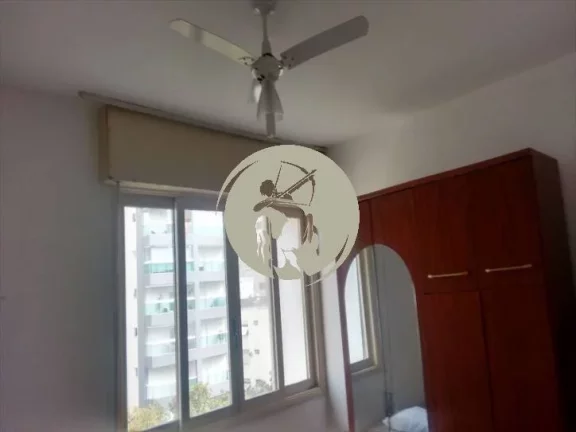 Imagem ANTIGO, NÃO MODERNIZADO EXCELENTE LOCALIZAÇÃO
