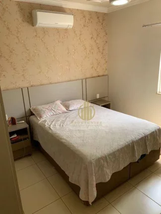 Imagem Casa 3 dormitórios - suíte - quintal - Jardim Mosteiro - Ribeirão Preto/SP