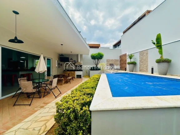 Imagem Esta residência no Condomínio Le Village reúne conforto, espaço e sofisticação em um projeto p...