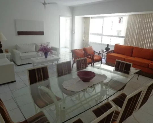 Imagem Apartamento à venda no Guarujá na Praia das Pitangueiras.