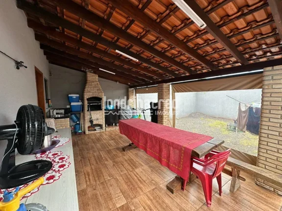 Imagem Casa toda planejada na Zona Norte de Londrina, com área de lazer c/ churrasqueira – conforto, economia e espaço para crescer! 3 vagas e energia solar.