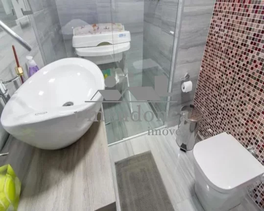 Imagem Cobertura Duplex com 270m², 03 quartos, 02 suítes e 02 vagas.