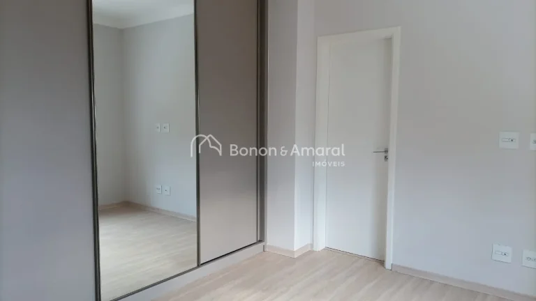 Imagem Casa em condomínio, com 376 m² e 4 dormitórios