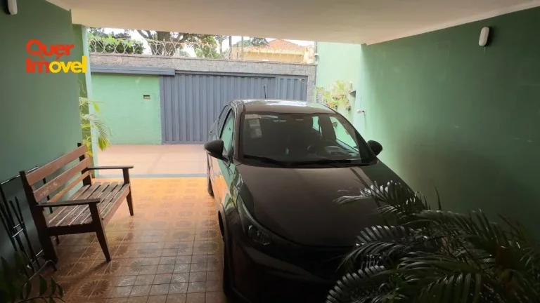 Imagem Casa à Venda em Ribeirão Preto-SP, Jardim Sumaré: 4 Quartos, 2 Suítes, 2 Salas, 4 Banheiros, 4 Vagas, 290m². Encontre seu novo lar!