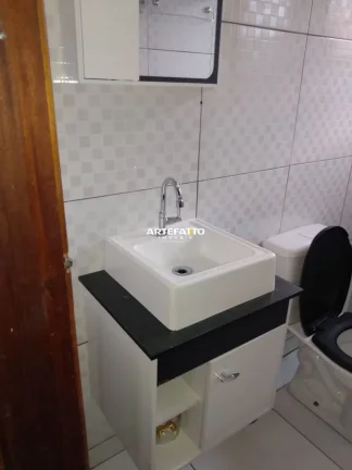 Imagem Casa + andar superior completo. Ótima localização