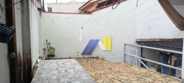 Imagem Casa com 3 Quartos à Venda, 185 m² em Saúde - Pouso Alegre