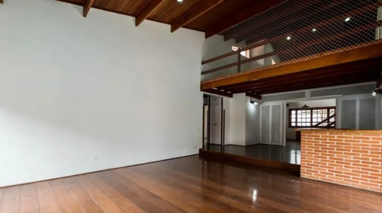 Imagem Casa no Res. ALPHA 3 - 380m²