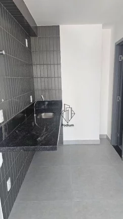 Imagem Flat com varanda/sacada próximo a supermercados e restaurantes em Manaíra- FL0807.