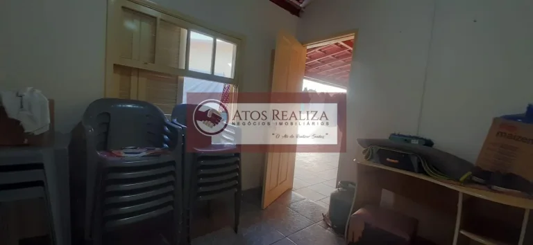 Imagem Vendo lindo assobradada em Jordanópolis região da Cidade Dutra. Vendo Assobradada de 255m² sendo 3 dormitórios, cozinha, quintal nos fundos com com forno de pizza e Churrasqueira e quarto e banheiro, quintal na frente, mais um cômodo, 2 vagas cobertas, co
