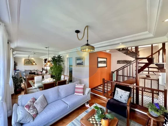 Imagem Casa em Condomínio a Venda no bairro Granja Viana - Cotia, SP