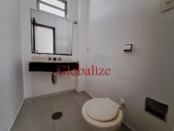 Imagem Apartamento à venda com 108m², 3 quartos, 3 banheiros, sala ampla, quadra da praia, garagem por R$495.000,00 no Boqueirão em Santos