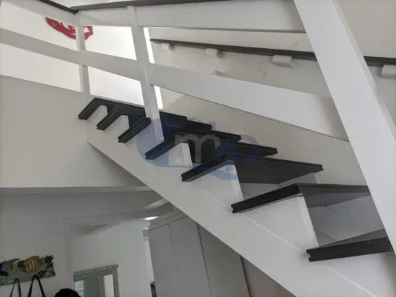 Imagem Apartamento á venda com 4 dormitórios no centro de Torres/RS