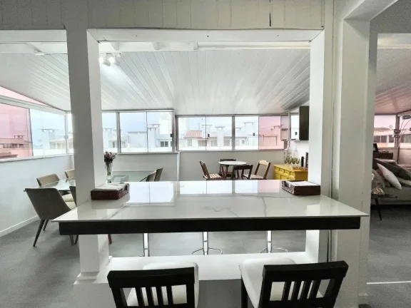 Imagem Cobertura Duplex à Venda em Jurerê Internacional – Open Shopping