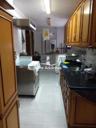Imagem Amplo apartamento de 132 m², sol da manhã, último andar, 3 quartos, suíte com banheira, lazer completo, a 3 quadras do mar em Itapoã.