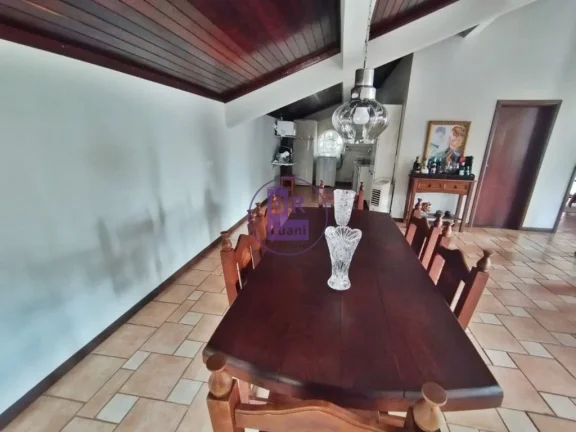 Imagem Lindo sobrado á venda e locação.