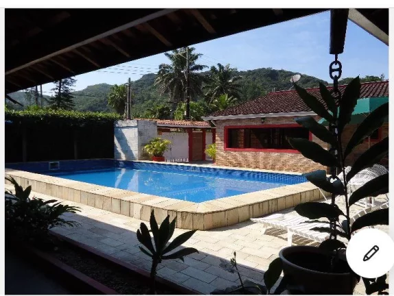 Imagem Casa para Temporada em Ubatuba / SP no bairro Lázaro (Praia Domingos Dias)